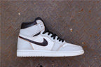 Nike SB x Air Jordan 1 Retro High OG Light Bone Sneakers