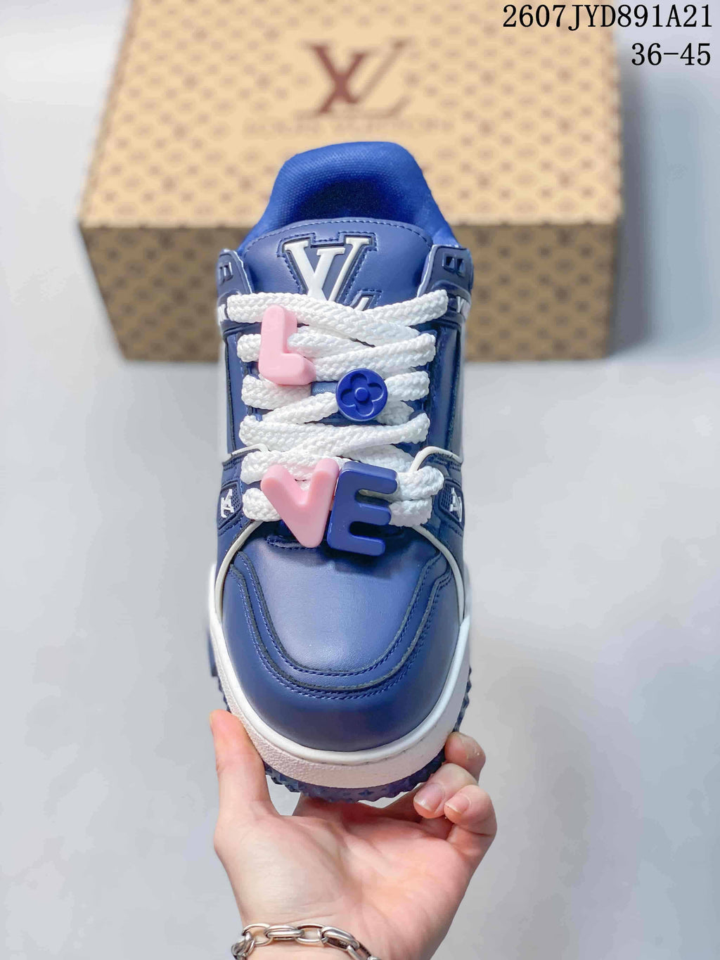 Louis Vuitton Trainer Maxi Blue Low-Top Sneakers 2607JYD891A21
