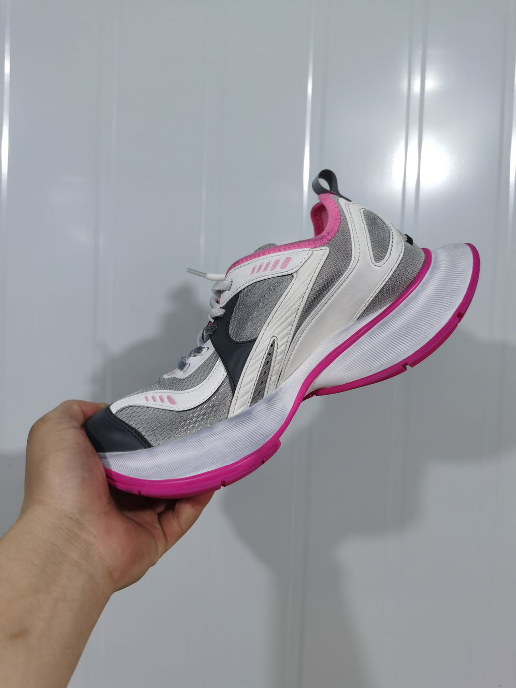 Balenciaga Circuit Sneakers Grey Pink 793944 WFLYG 0315