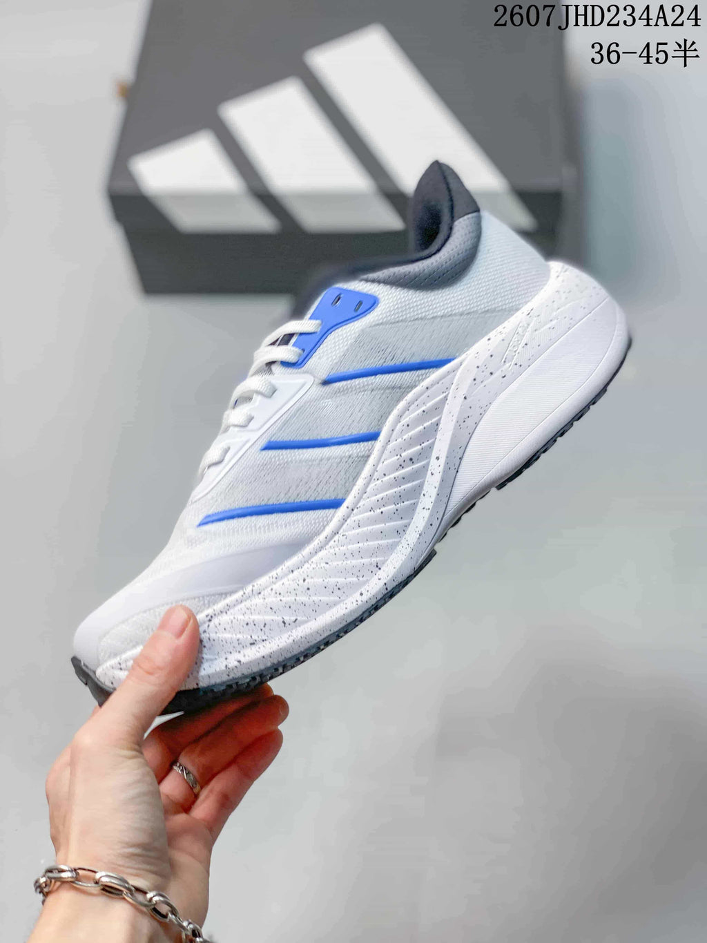 adidas CUSHIONNOVA DREAMSTRIKE White Blue Sneakers