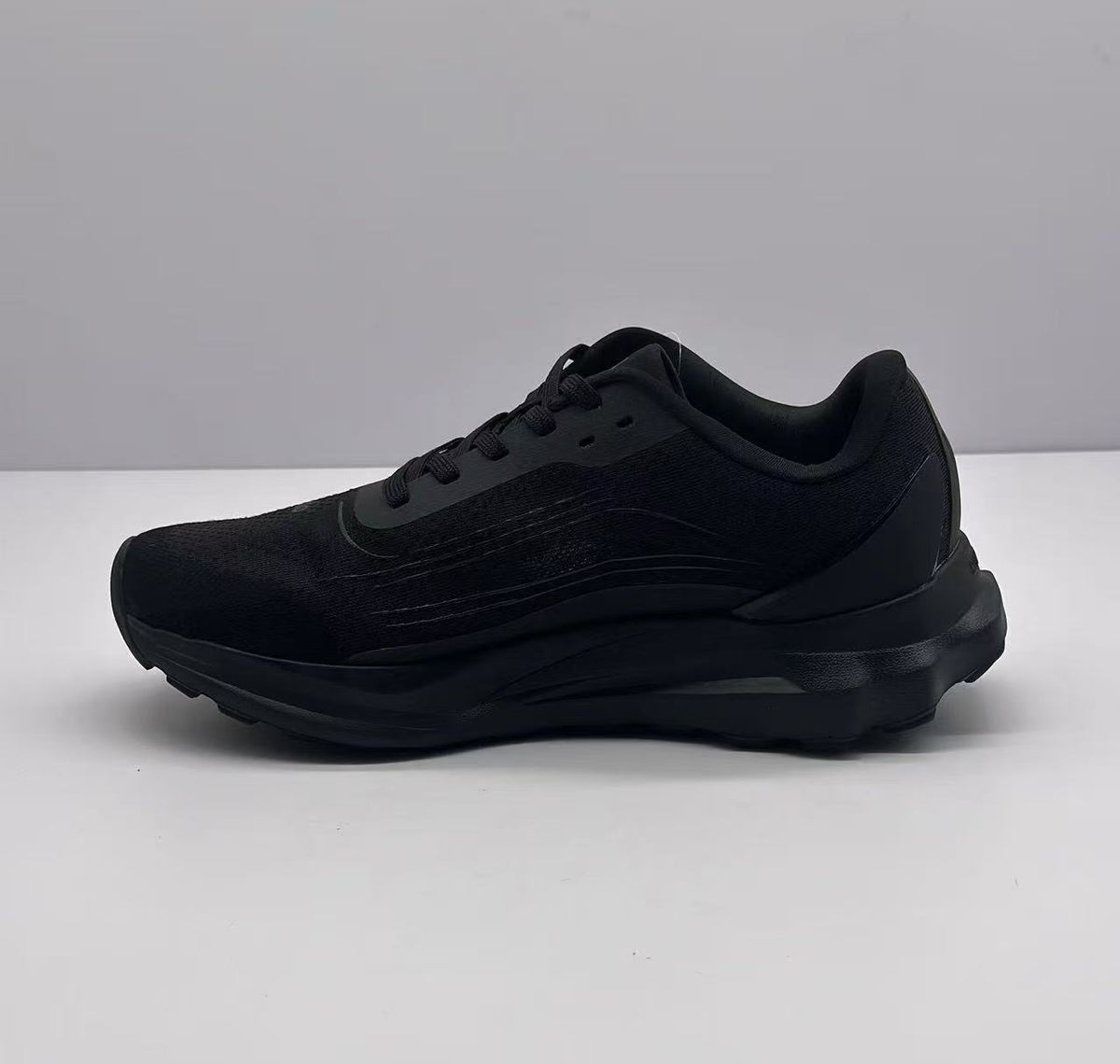 Alo All-Black Lace-Up Sneakers