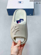 MLB Letter Logo Slide Sandals Off-White 68205EEU