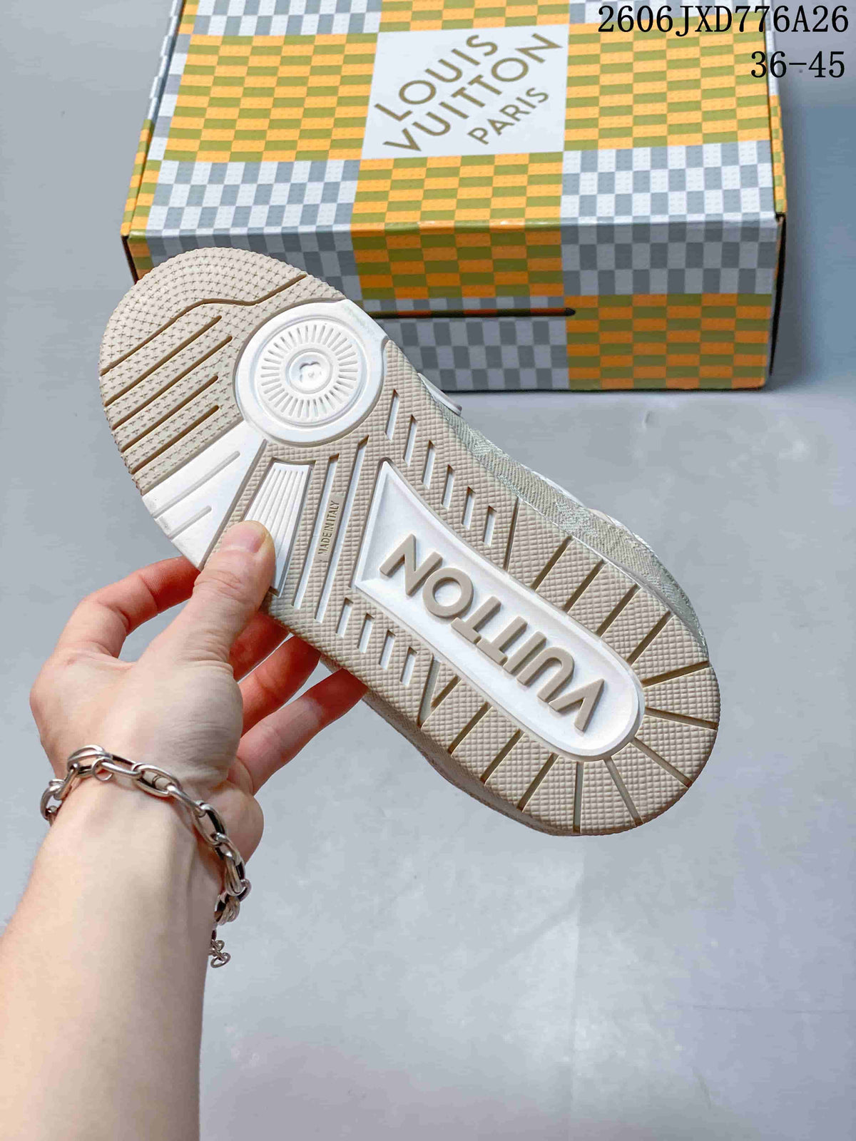 Louis Vuitton Trainer Low-Top Sneakers in White and Beige
