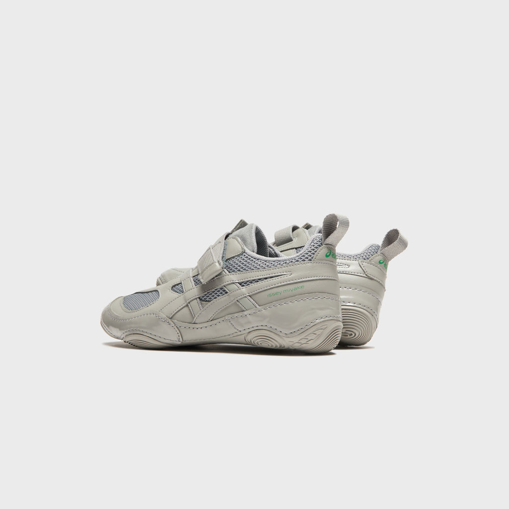 ASICS x Issey Miyake Hyper Taping - Grey