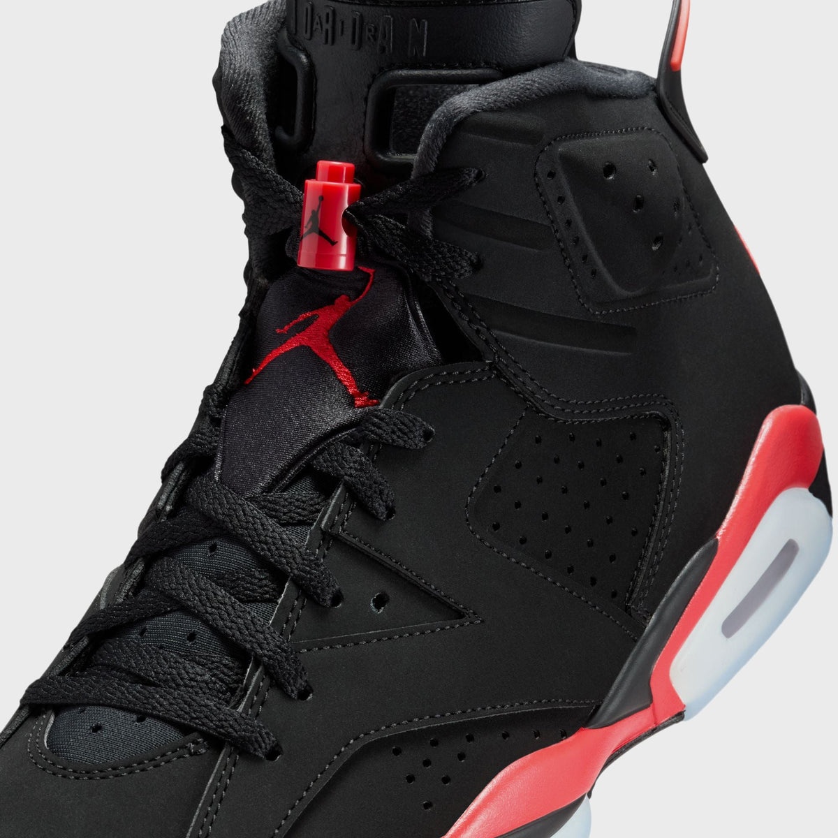 Jordan Air Jordan 6 Retro - Black / Light Crimson