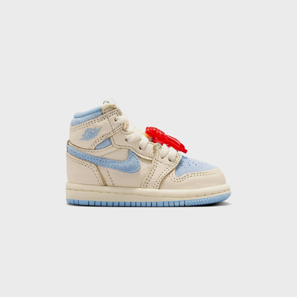 Jordan TD Air Jordan 1 Retro High OG - Pale Ivory / Psychic Blue / Coconut Milk