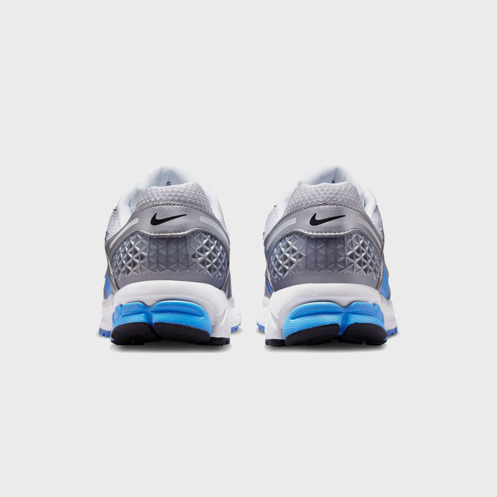 Nike Zoom Vomero 5 - White / Pure Platinum / University Blue / Black