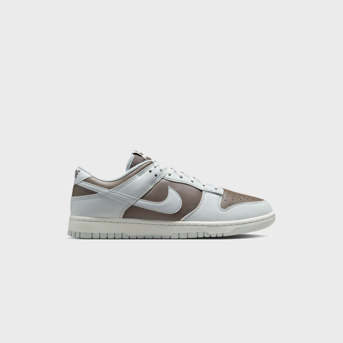 Nike Dunk Low Retro - Cave Stone / Pure Platinum / Summit White