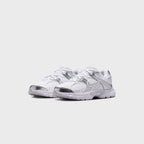 Nike GS V5 Rnr - White / Metallic Silver / Pure Platinum