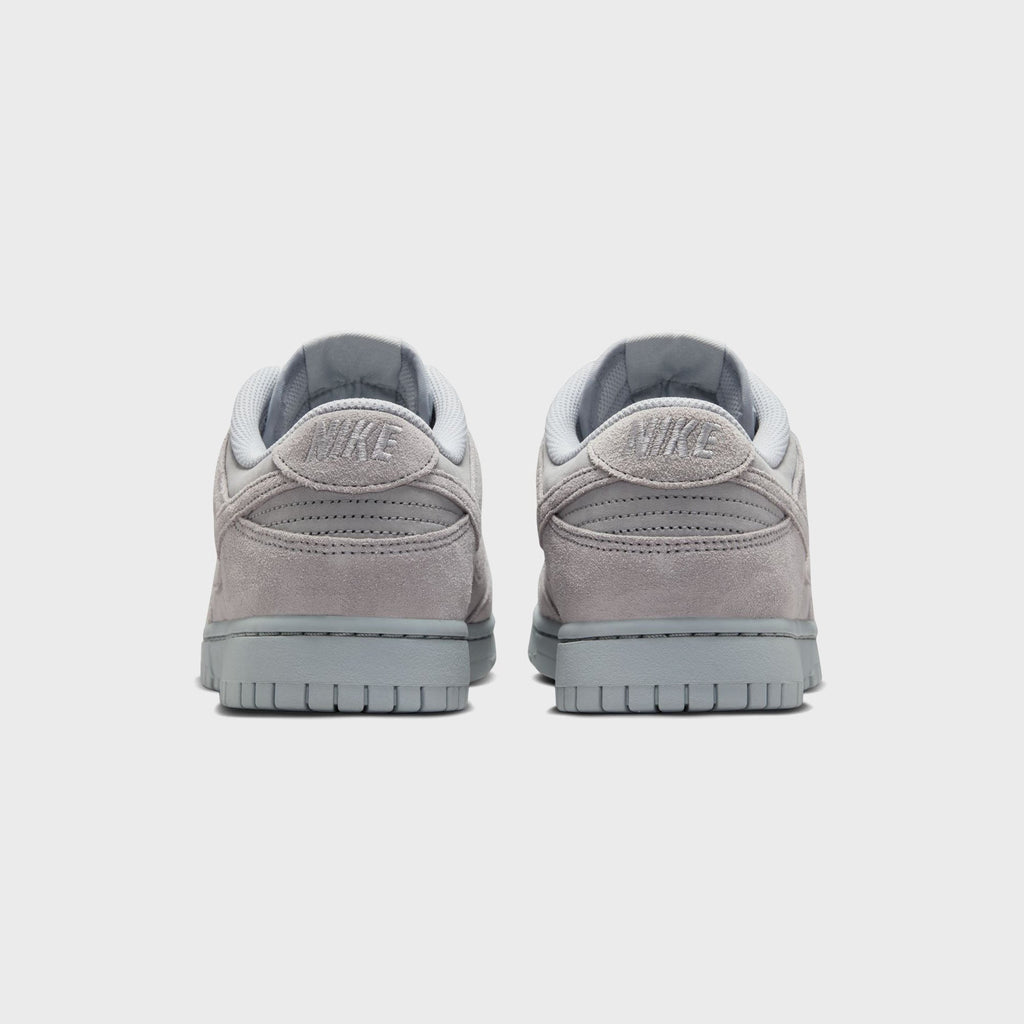 Nike Dunk Low Retro SE - Wolf Grey