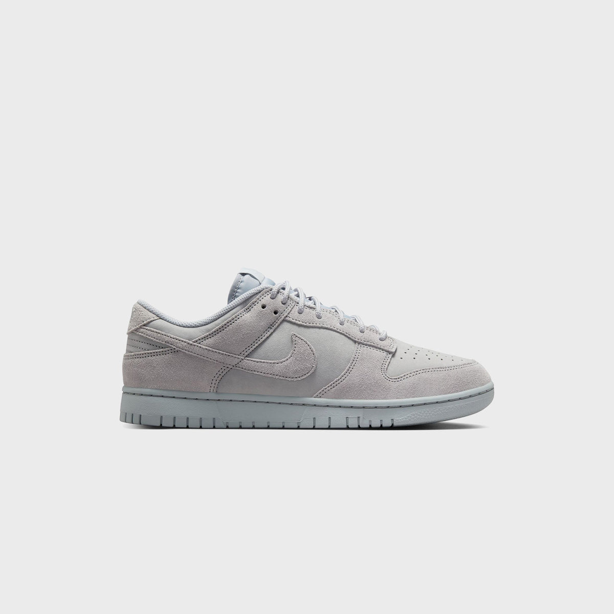 Nike Dunk Low Retro SE - Wolf Grey