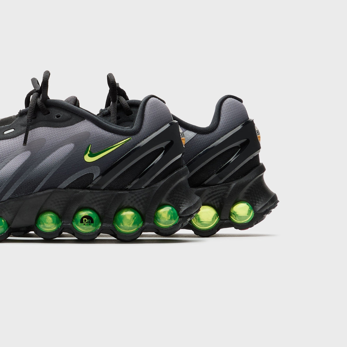 Nike Air Max Dn8 - Black / Volt / Light Smoke Grey