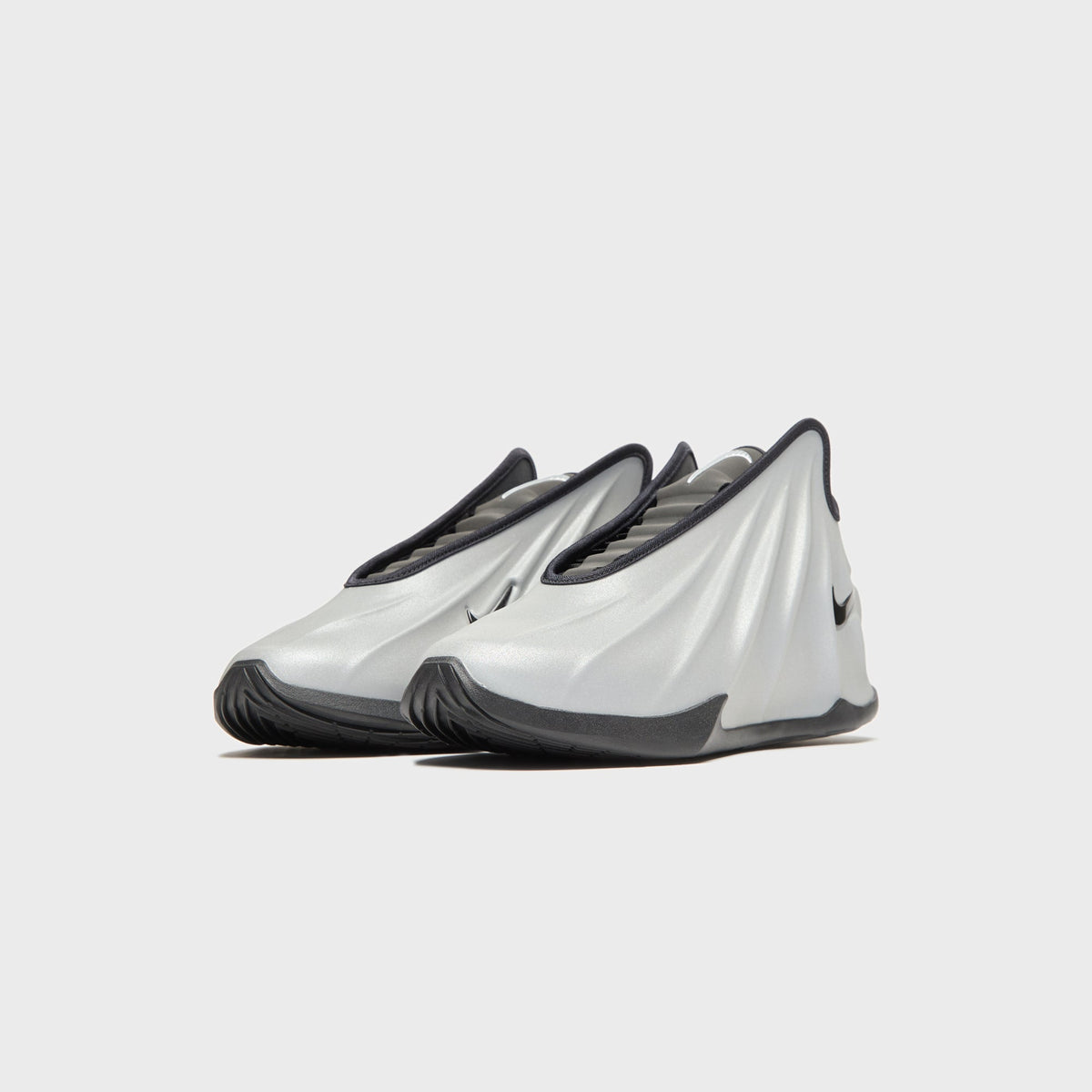 Nike G.T. Future - Metallic Silver / White / Black