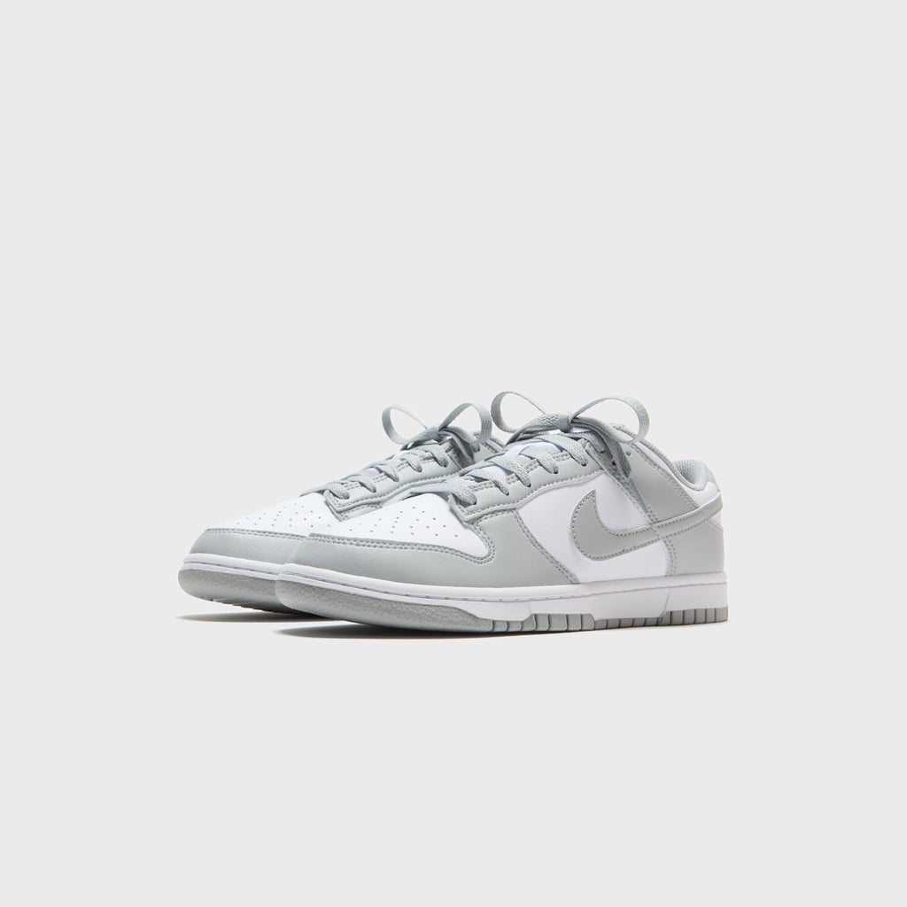 Nike Dunk Low Retro - White / Light Smoke Grey / White