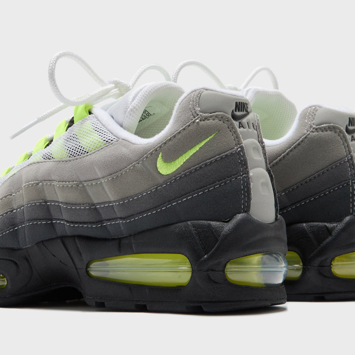 Nike Air Max 95 - Black / Anthracite / Light Graphite / Neon Yellow