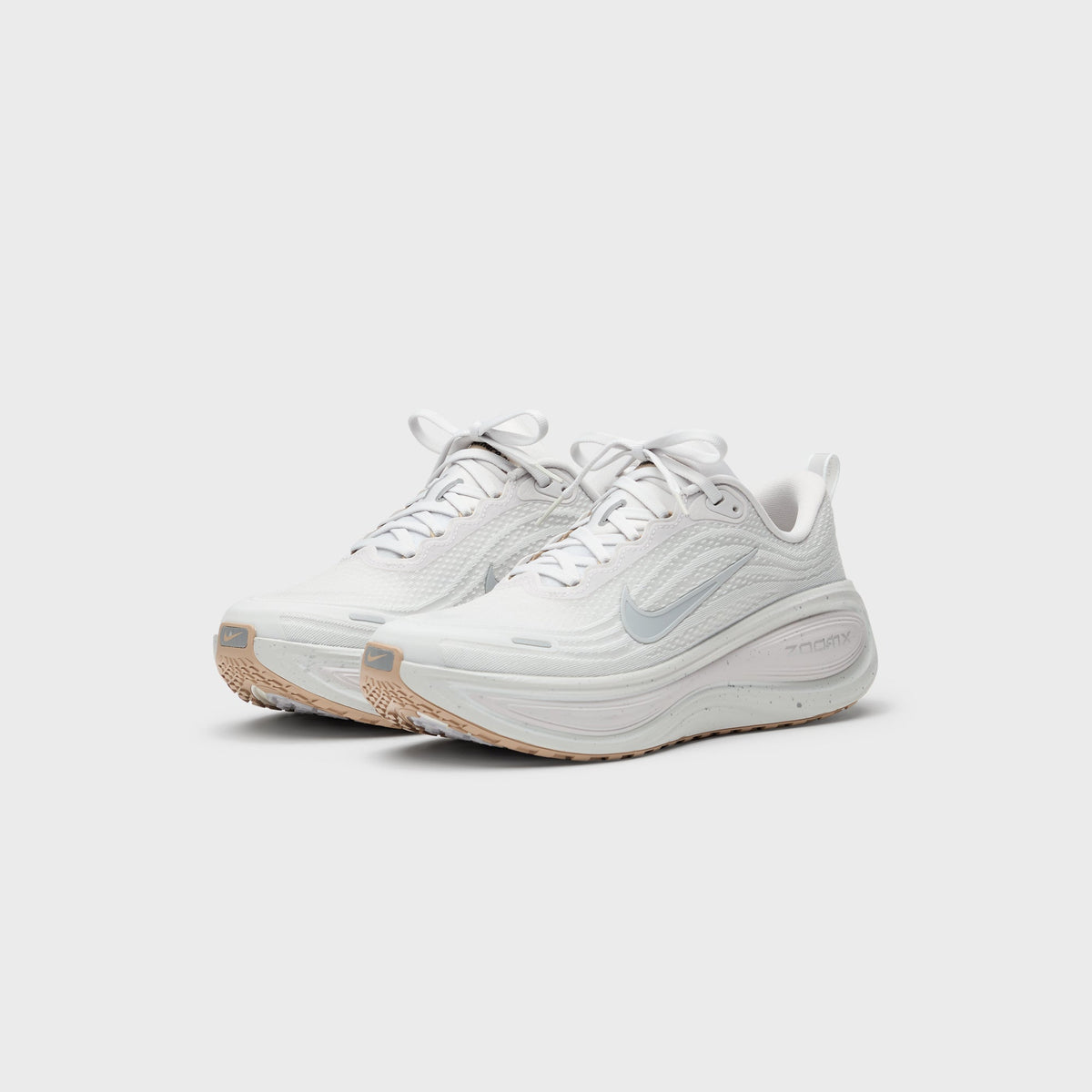 Nike Vomero Plus - Vast Grey / Wolf Grey / Off White