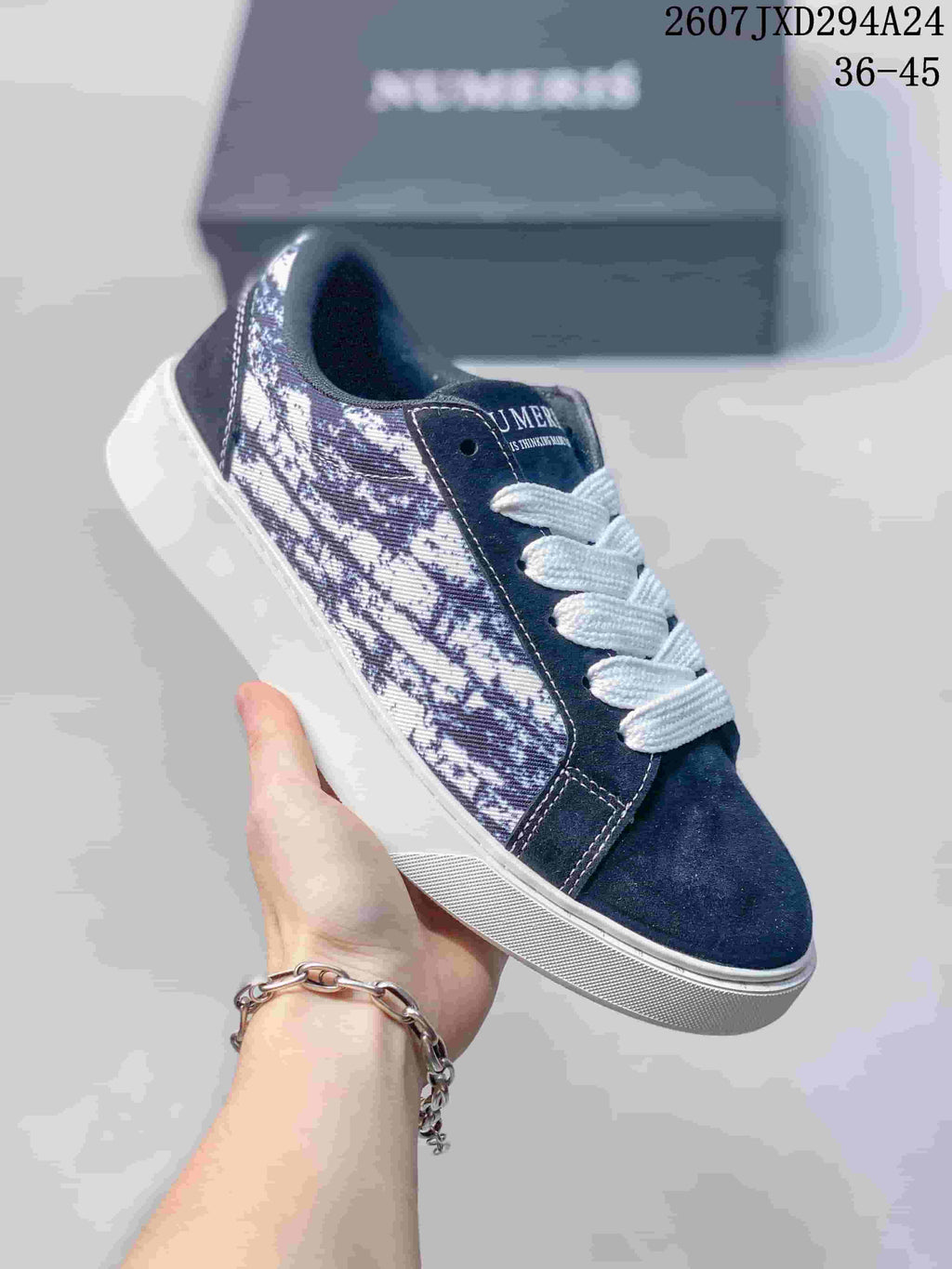 NUMERIS JXD294A24 Low-Top Sneakers Navy White