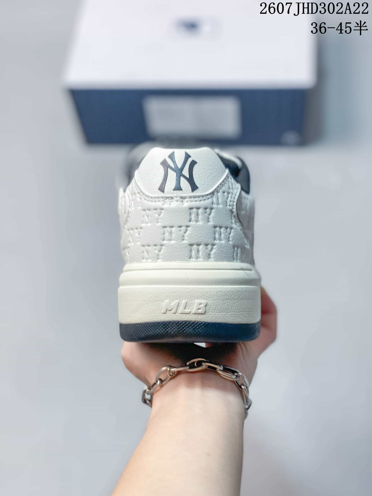 MLB Big Ball Chunky Canvas HI Sneakers White Navy 712320YPE