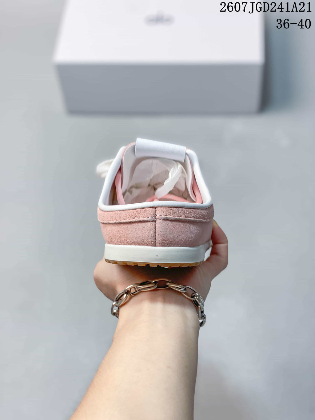 Alo Yoga Launches Mule Sneaker Pink A1004U