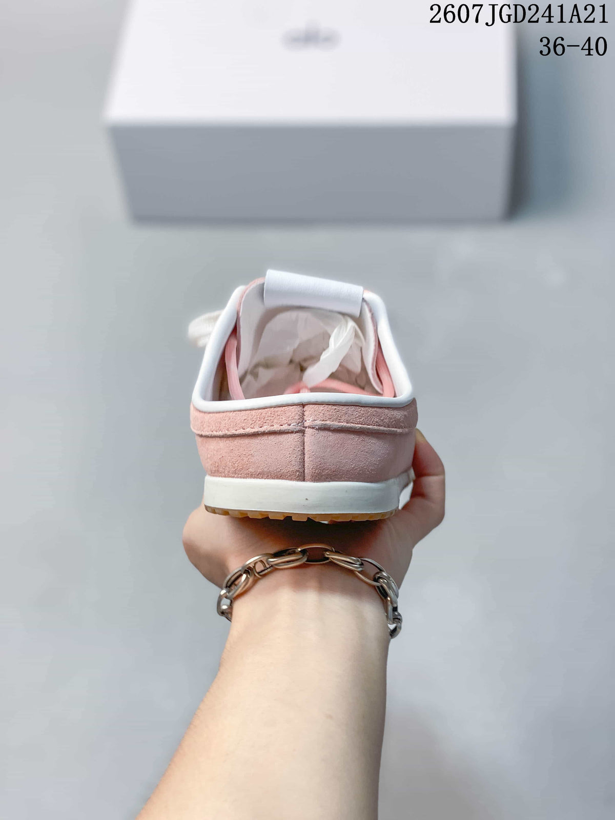 Alo Yoga Launches Mule Sneaker Pink A1004U