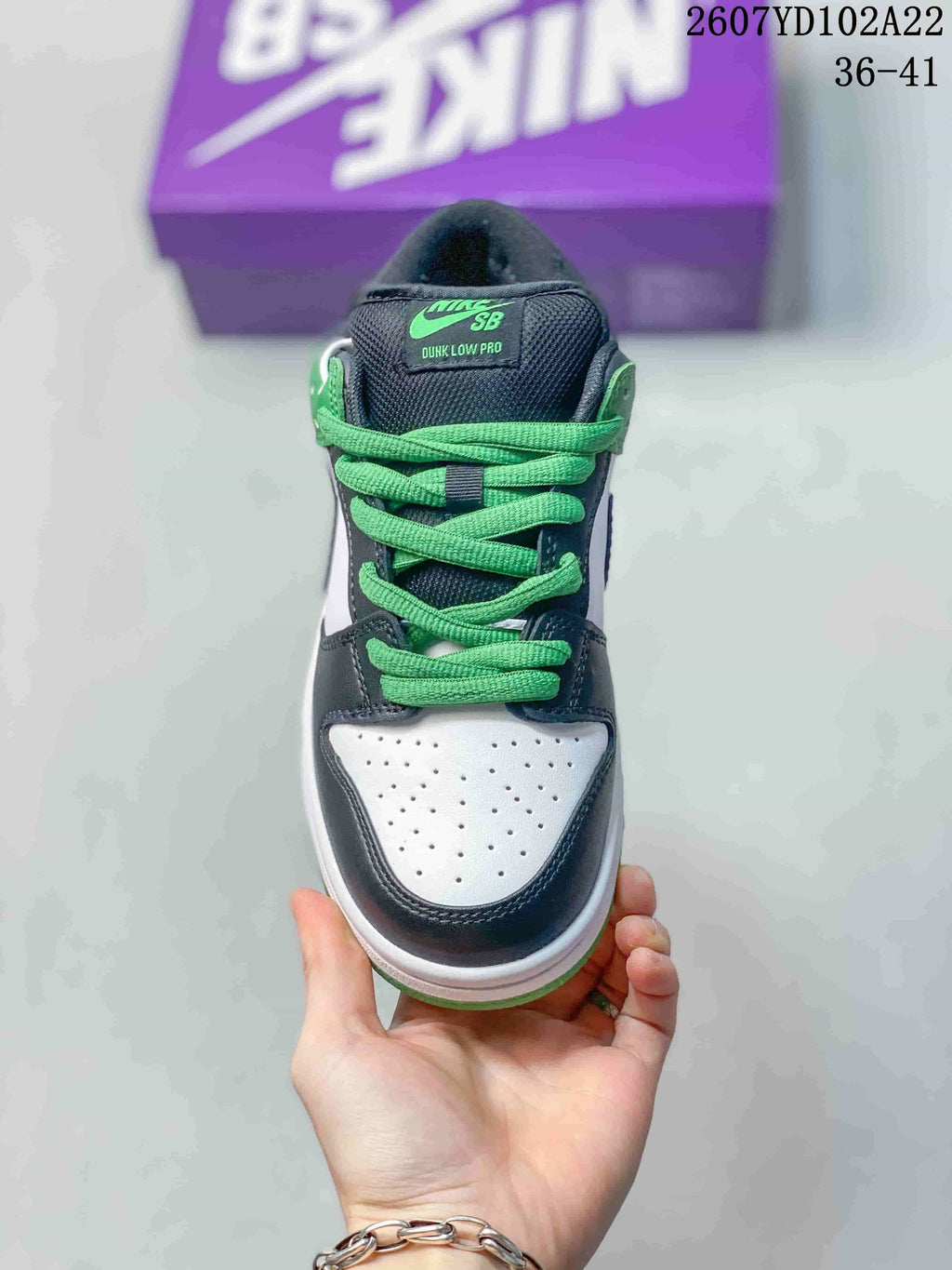 Nike SB Dunk Low Pro Sneakers Black White Green 2607YD102A22