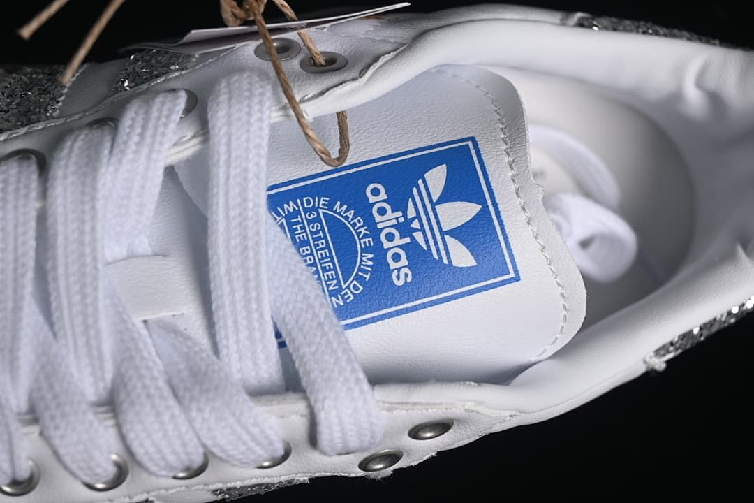 adidas Samba OG B75810 White Silver Sneakers