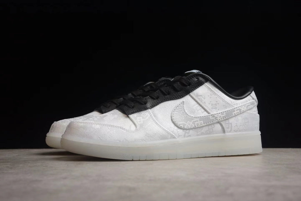 Nike SB Low-Top Sneakers White Black FN0315-110
