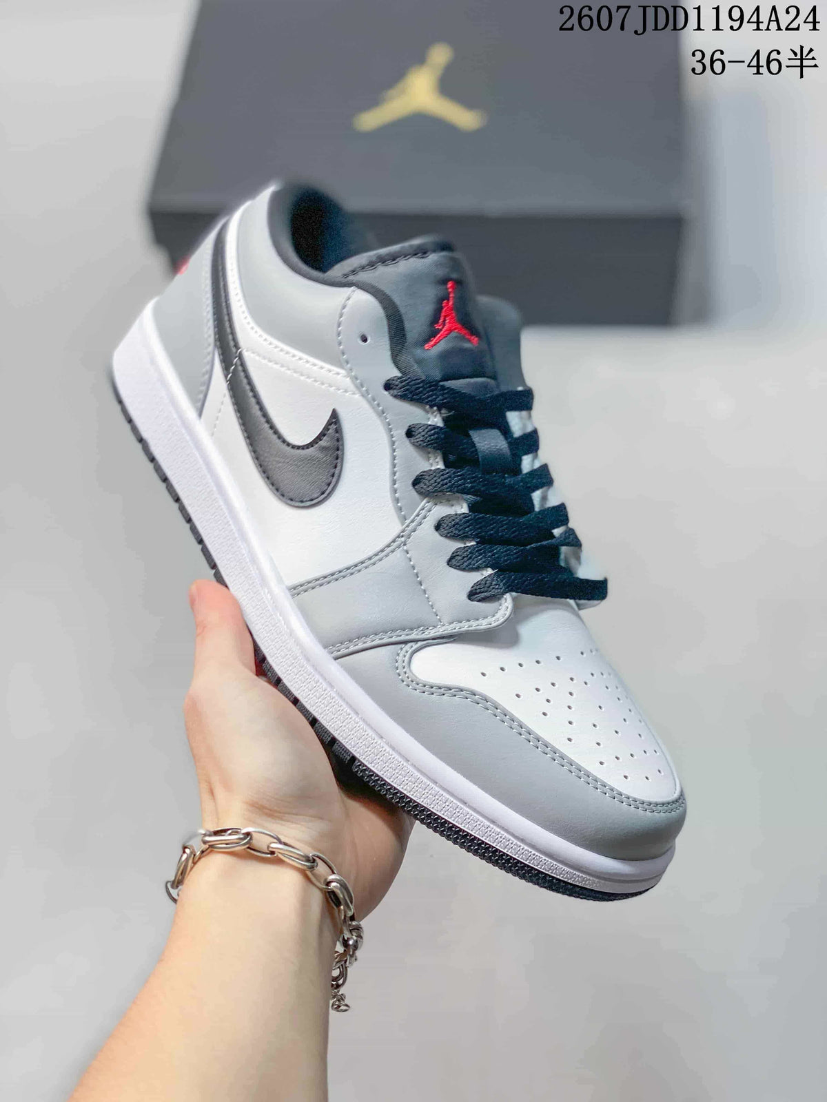 Jordan Air Jordan 1 Low White Grey Black Sneakers 2607 JDD1194A24