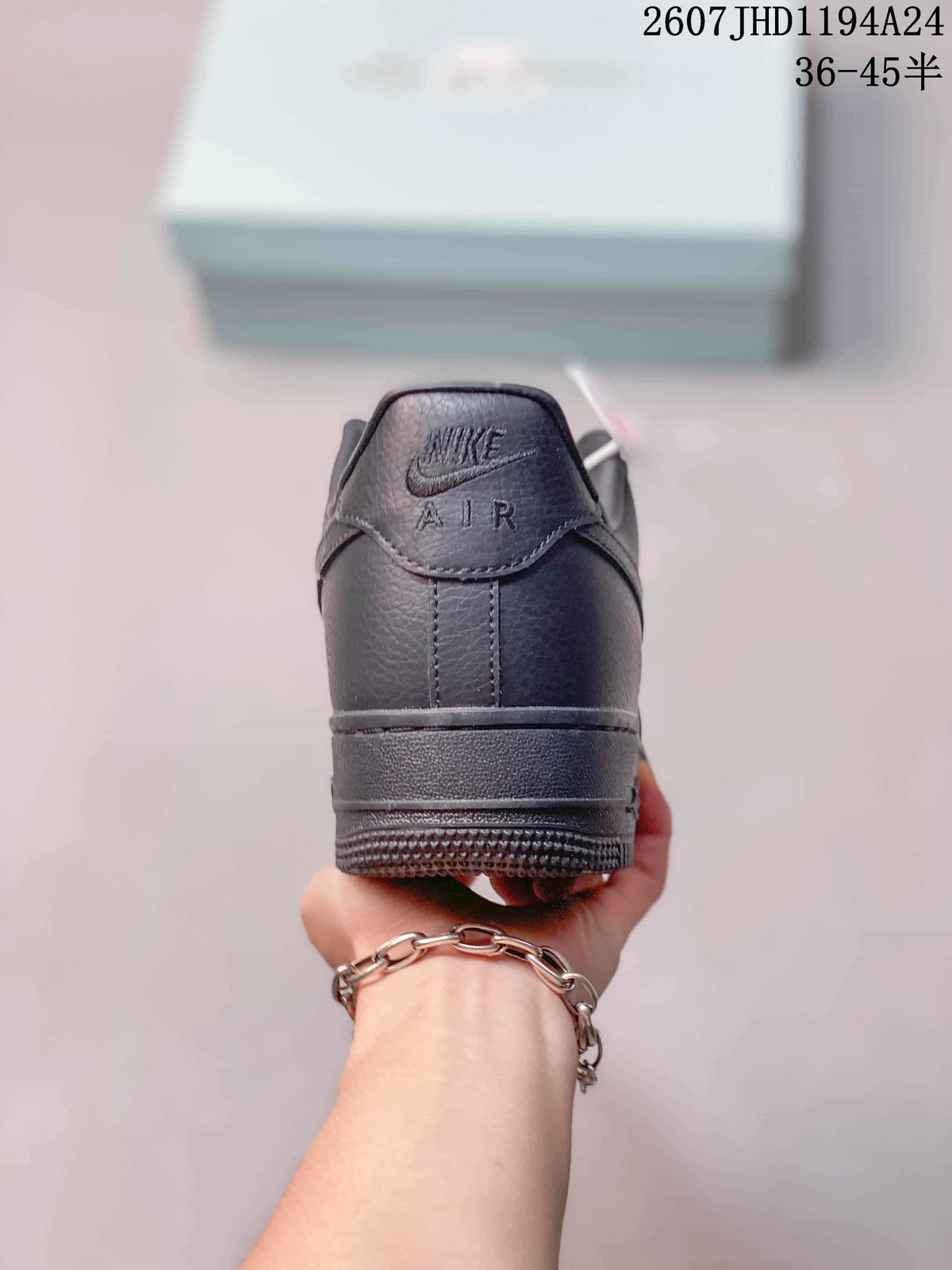 Nike Air Force 1 '07 Low Black Sneakers IB6843