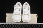 Nike SB Dunk Low Mocha White Sneakers
