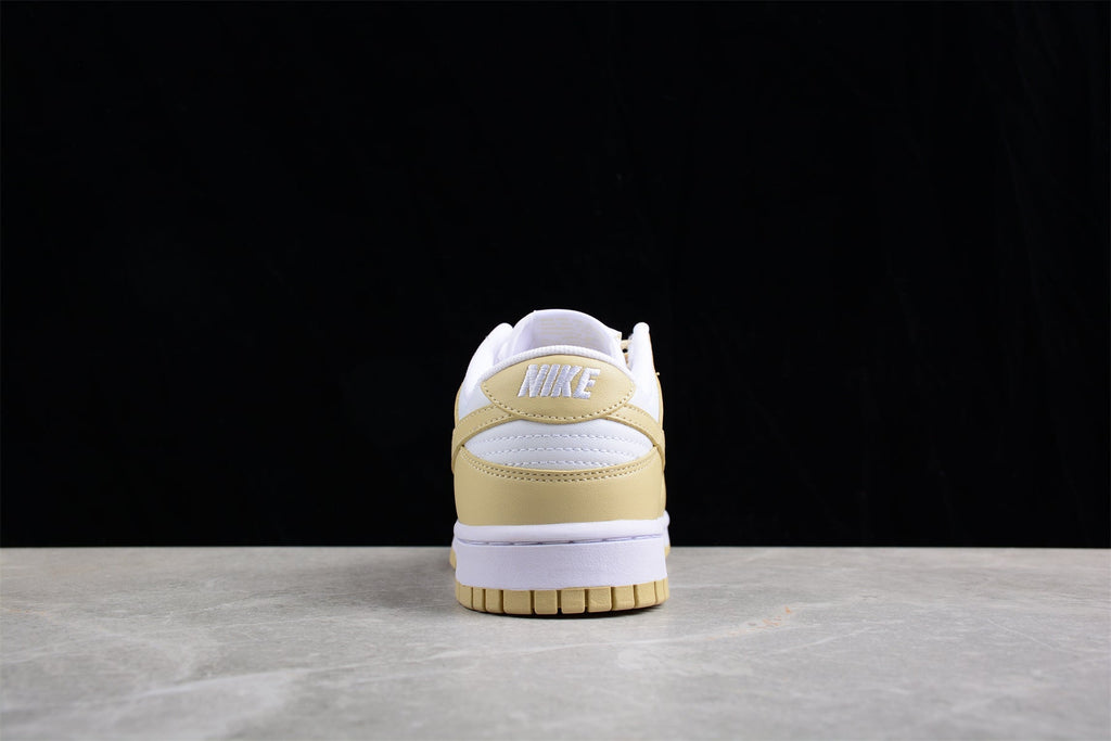 Nike SB DV0833-100 Low-Top Sneakers White Cream