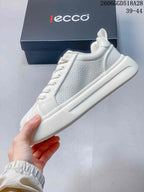 ECCO White Lace-Up Platform Sneakers 2606GGD518A28