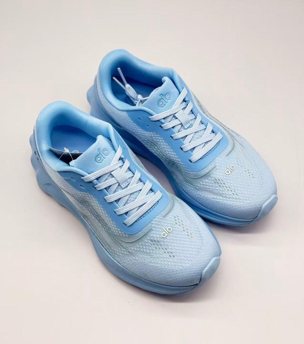 Alo Runner Sneakers Light Blue