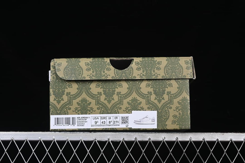 Travis Scott x Fragment Design x Air Jordan 1 Low OG SP Sneakers