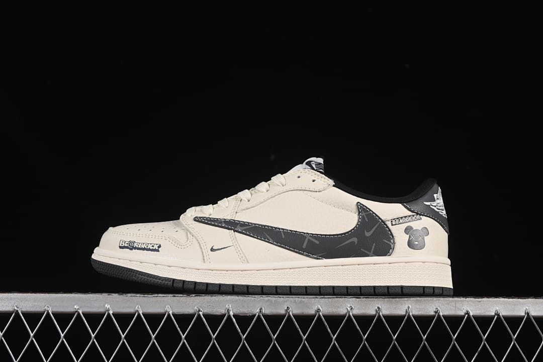 Travis Scott x Fragment Design Air Jordan 1 Low OG SP Sneakers
