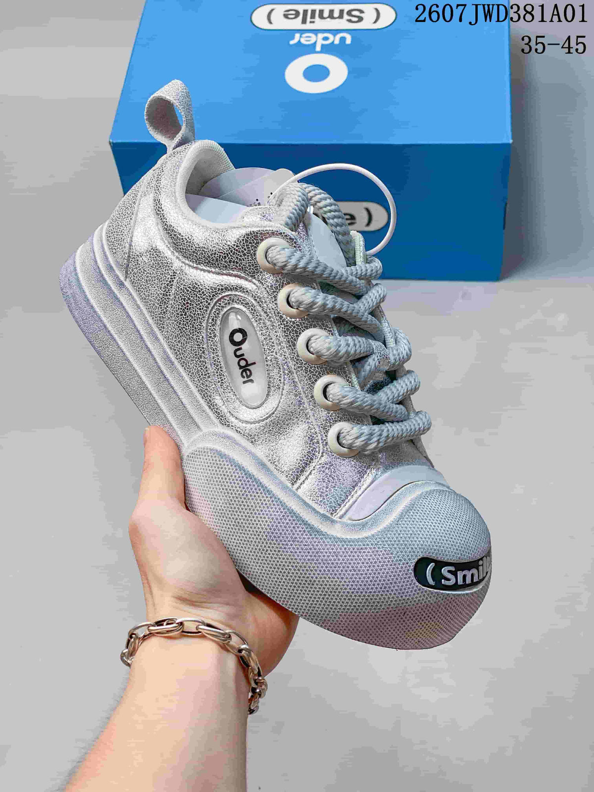 Ouder Chunky Smiley Lace-Up Sneakers