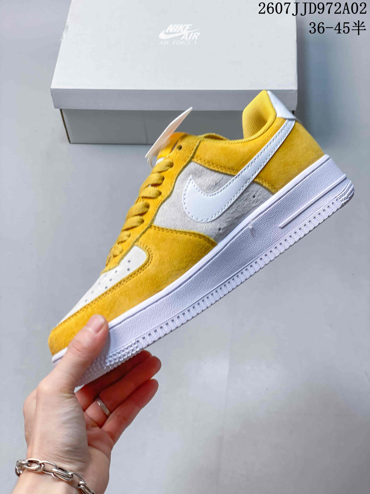 Nike Air Force 1 '07 Low Yellow and White Sneakers