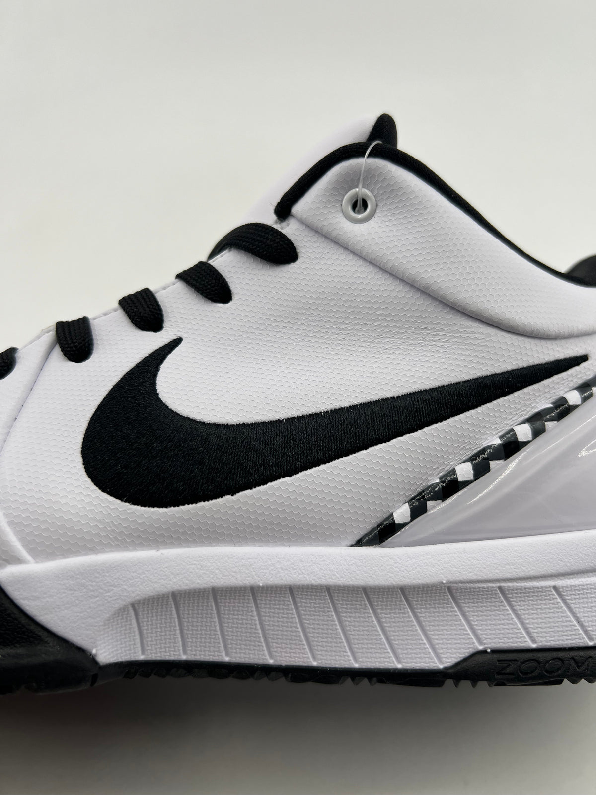 Nike Kobe 4 GIGI White Black Basketball Shoes