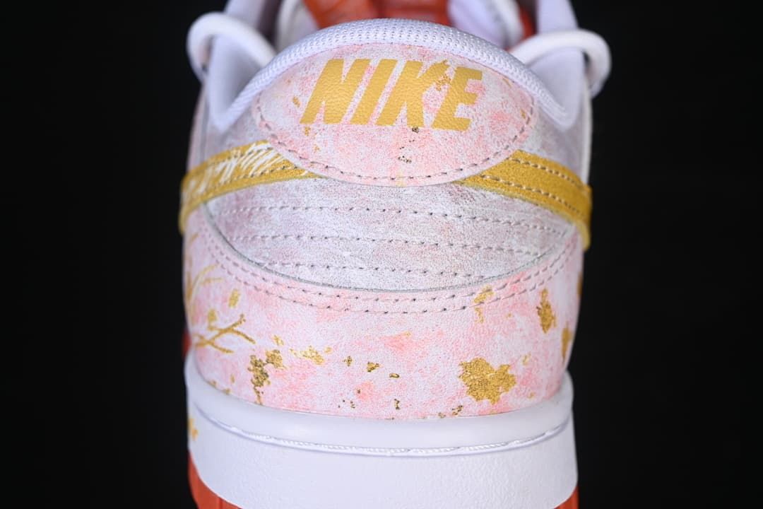 Nike SB Dunk Low Retro FQ6965-700 Sneakers