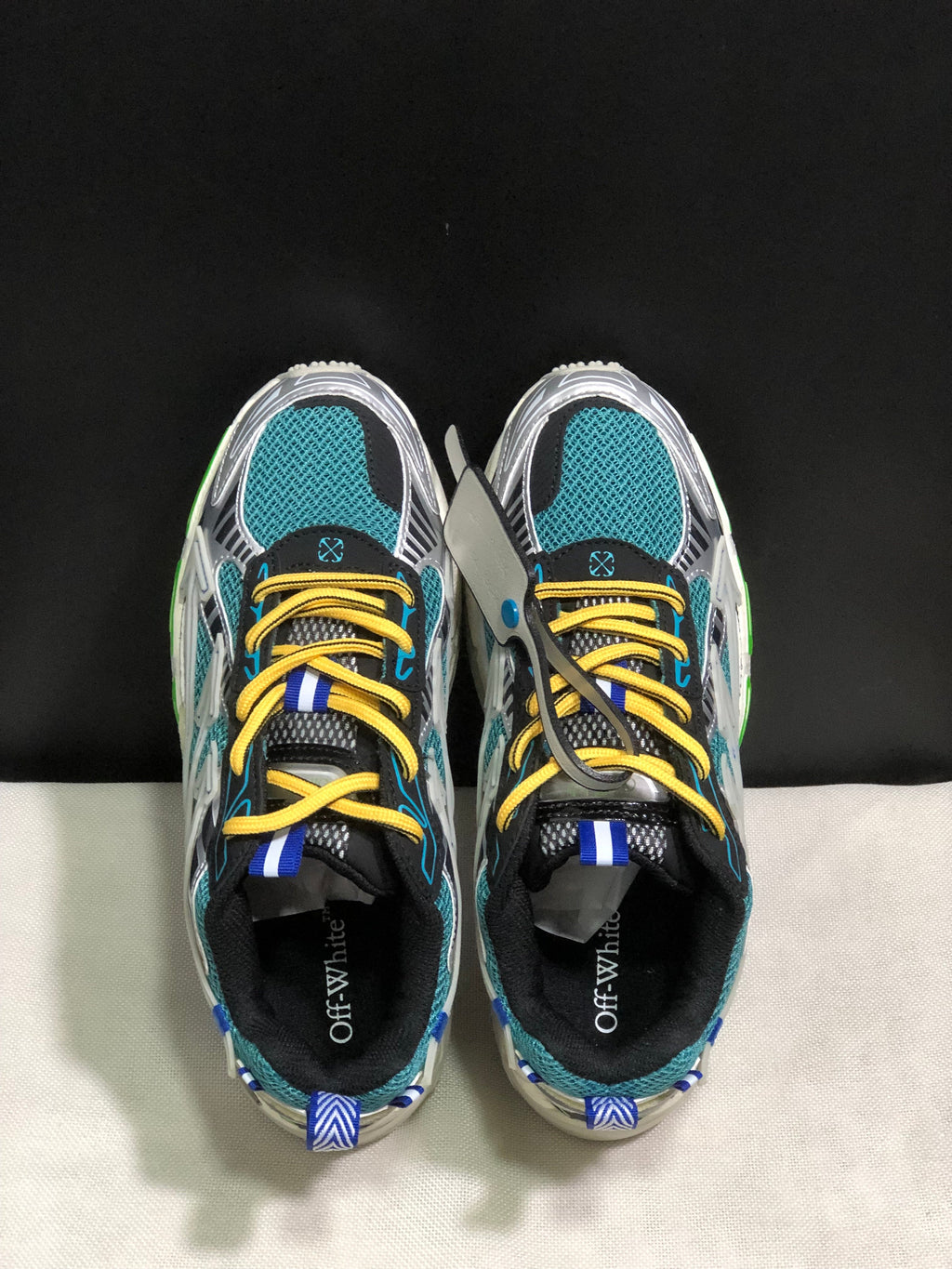 Off-White Be Right Back Sneakers Teal White Black