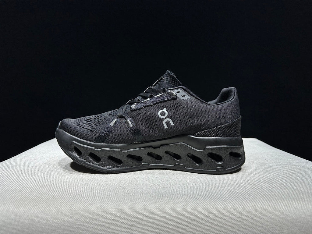 On Cloudeclipse Running Shoes, All Black