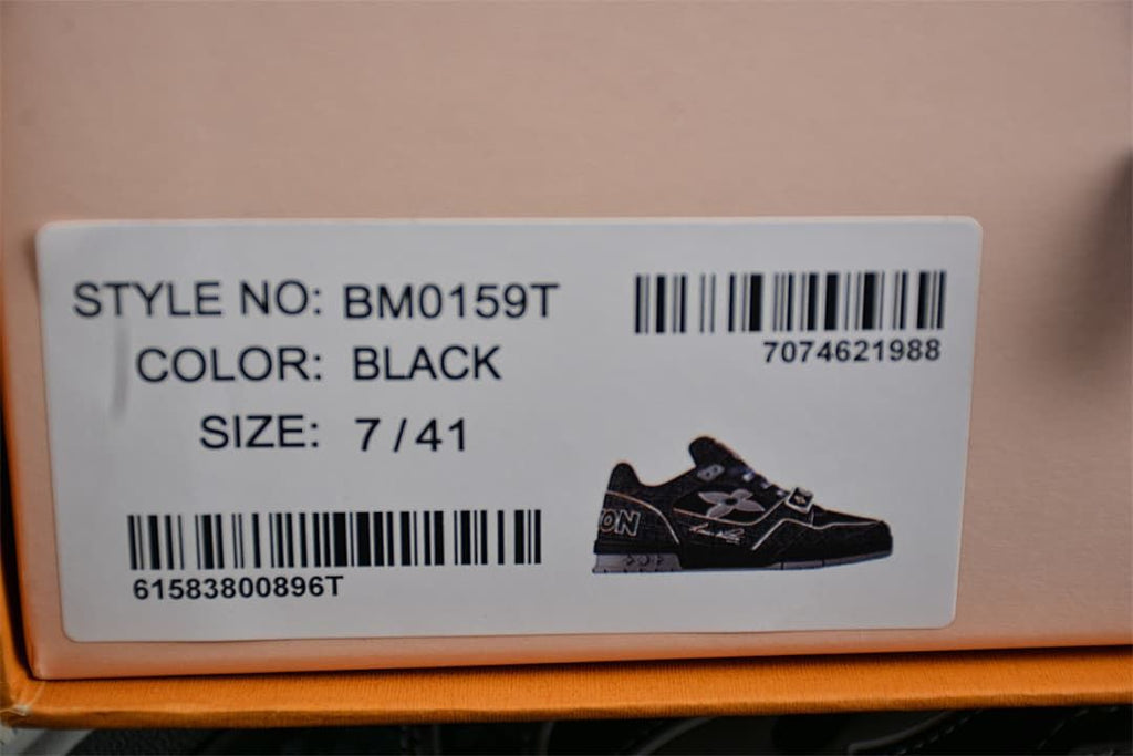 Louis Vuitton Trainer Sneaker in Black, Style BM0159T