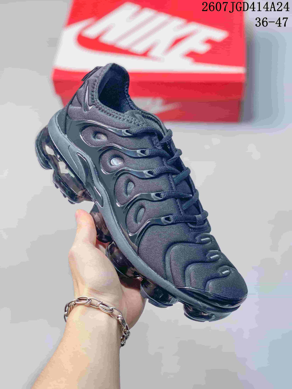 Nike Air VaporMax Plus Black Sneakers 2607JGD414A24