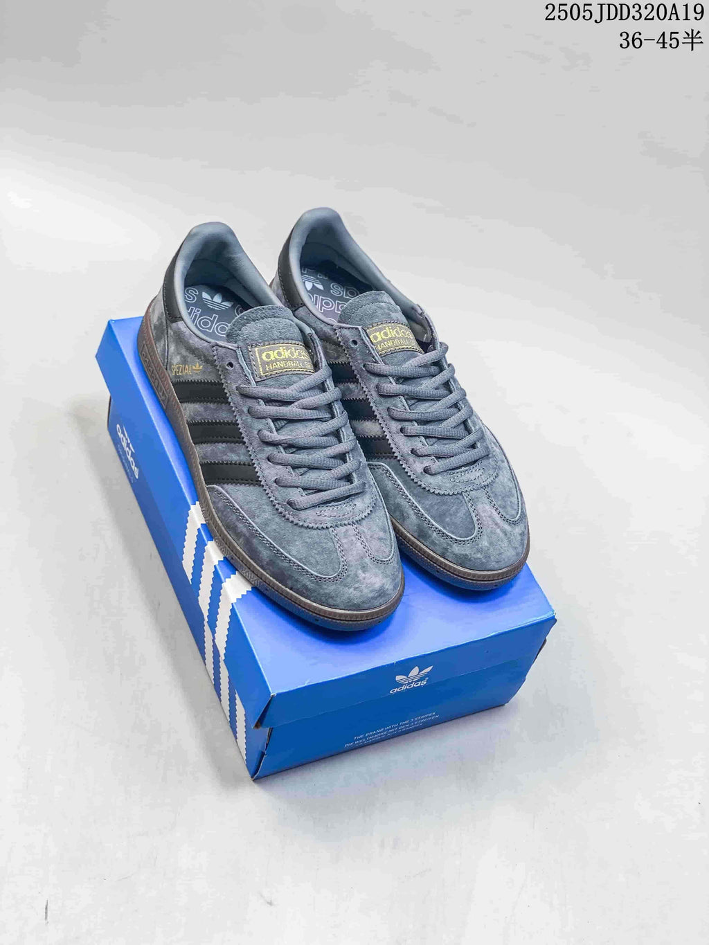 adidas Originals Gazelle Indoor Sneakers Grey Black 2505JDD320A19