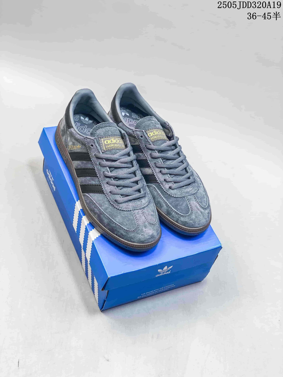 adidas Originals Gazelle Indoor Sneakers Grey Black 2505JDD320A19