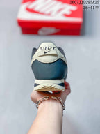 Nike Classic Cortez Sneakers Navy Cream 2607JJD295A25