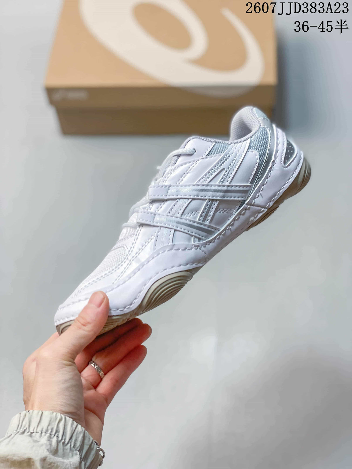 ASICS Hypersync Low-Top Sneakers in White