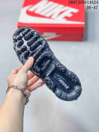 Nike Air VaporMax Plus Black Sneakers 2607JGD414A24