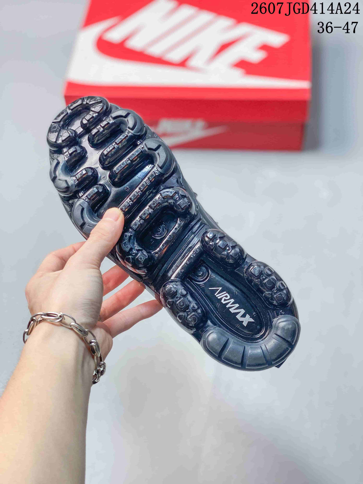Nike Air VaporMax Plus Black Sneakers 2607JGD414A24