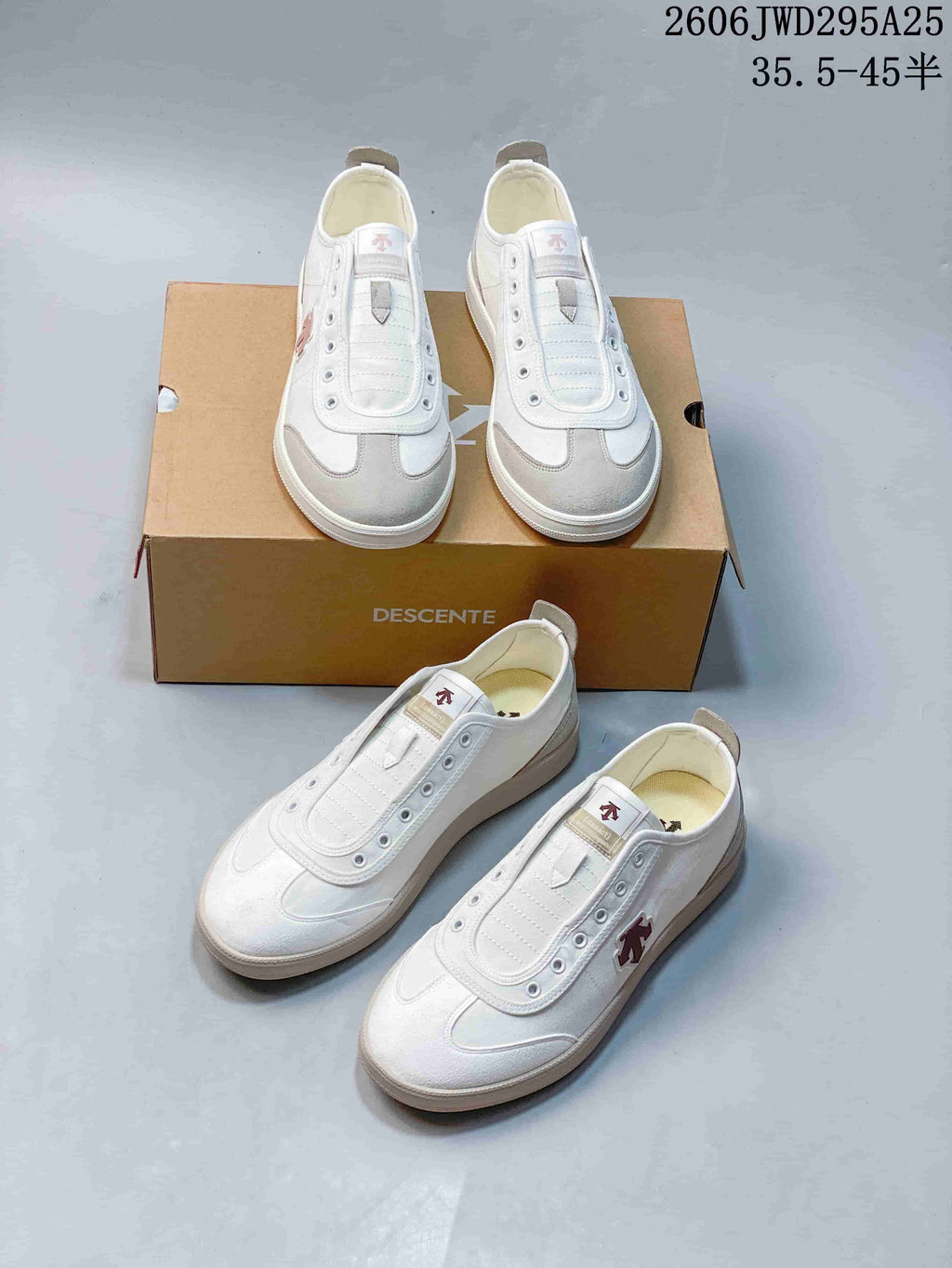 Descente CHRON Retro Low-Top Sneakers in White and Gray